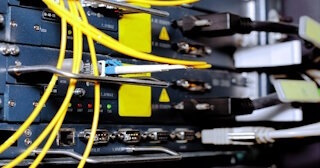 Заказать монтаж сетей в Темрюке. Обслуживание ПК, ремонт от 308 руб